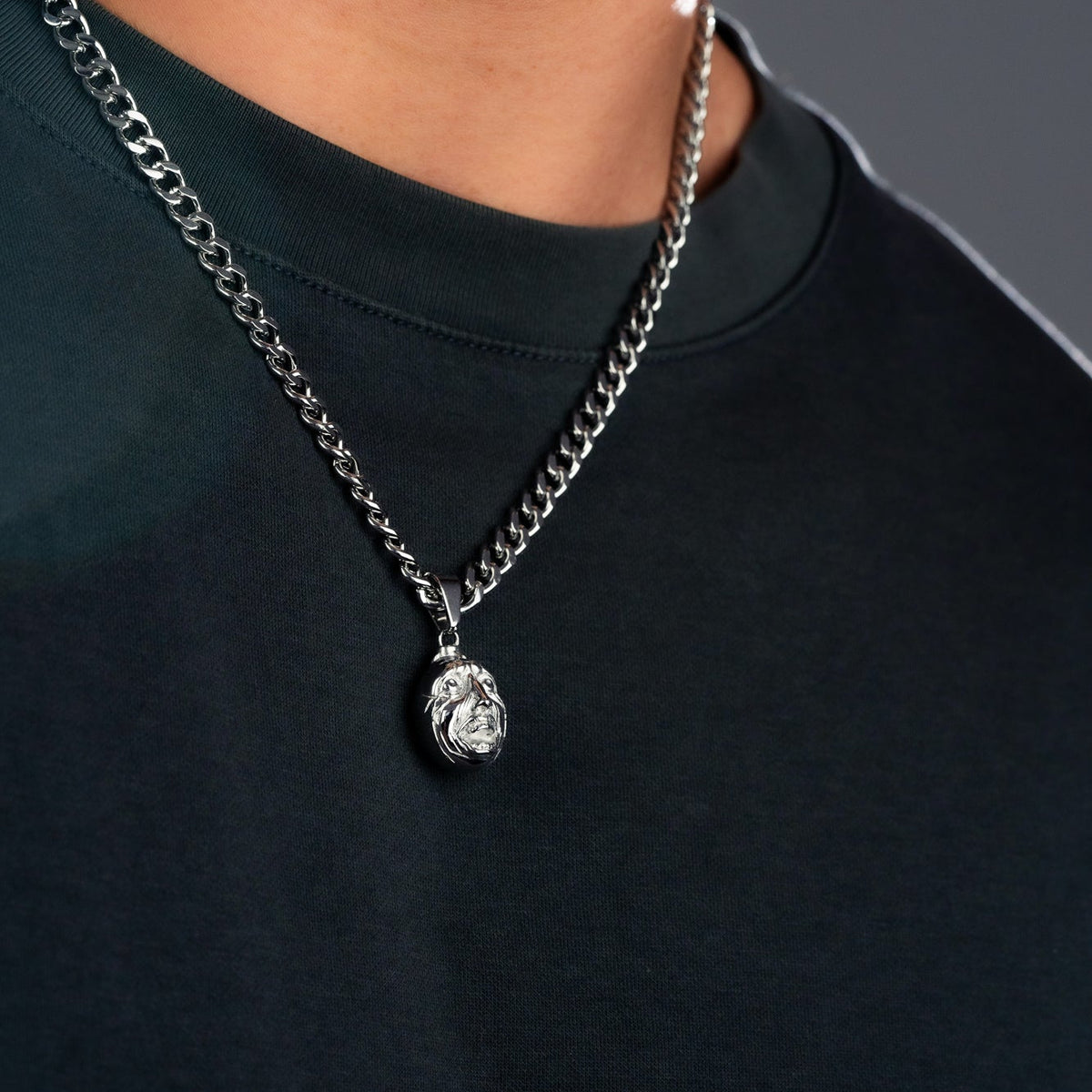 BEHELIT PENDANT